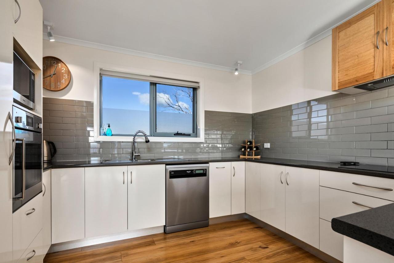 Granite Beach House @ Bay Of Fires Binalong Bay Екстер'єр фото
